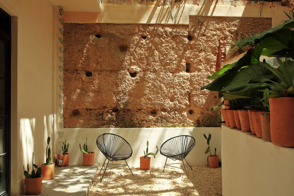 Loft Suite 1 with Pool in Colonial Villa, Santo Domingo